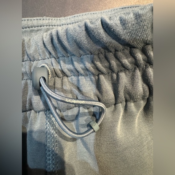 lululemon softstreme high rise straight leg cropped pant in utility blue size 2 - Picture 7 of 13